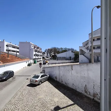 Casa Flor - T2 No Centro Da - Διαμέρισμα Αλμπουφέιρα
