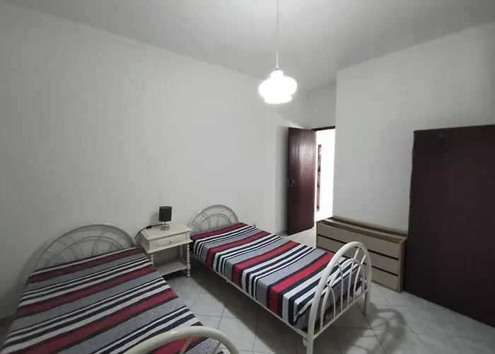 Casa Flor - T2 No Centro Da - * Albufeira