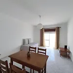 Casa Flor - T2 No Centro Da - *